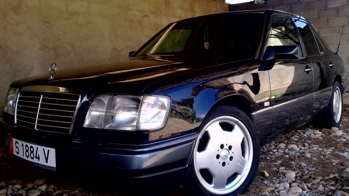 Мерседес w124 e220