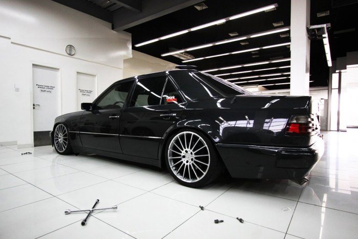Mercedes Benz 124 волчок