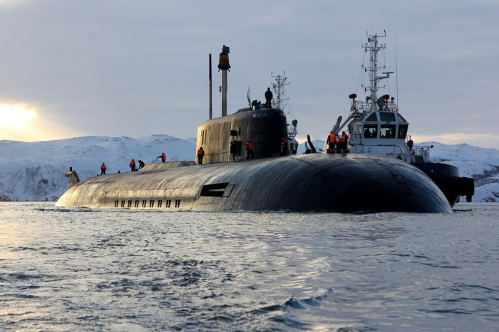Атомная подводная лодка орел