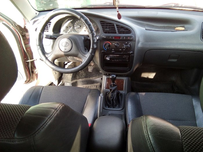 Daewoo Leganza 2.2 салон