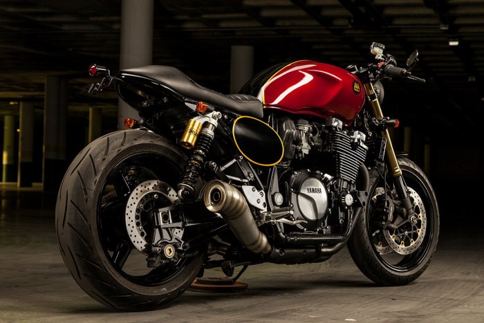 Yamaha XJR Cafe Racer
