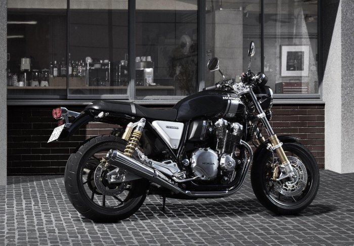 Honda cb1100