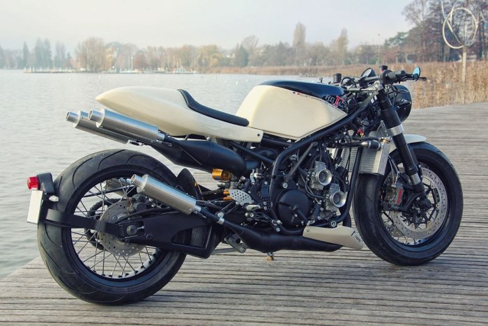 Suzuki rg400