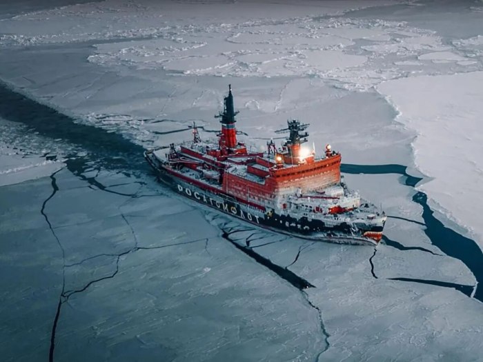 Северный морской путь атомный ледокол