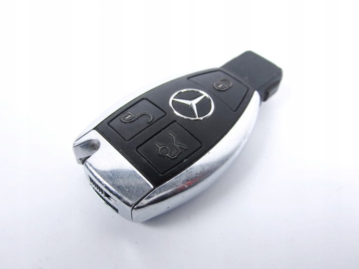 Ключ зажигания Mercedes w212