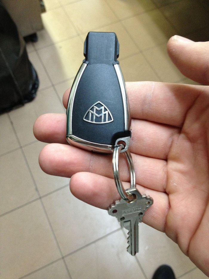 Ключ Maybach 57