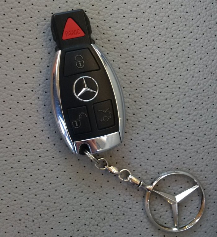 АВТОКЛЮЧ Мерседес Бенц ml350