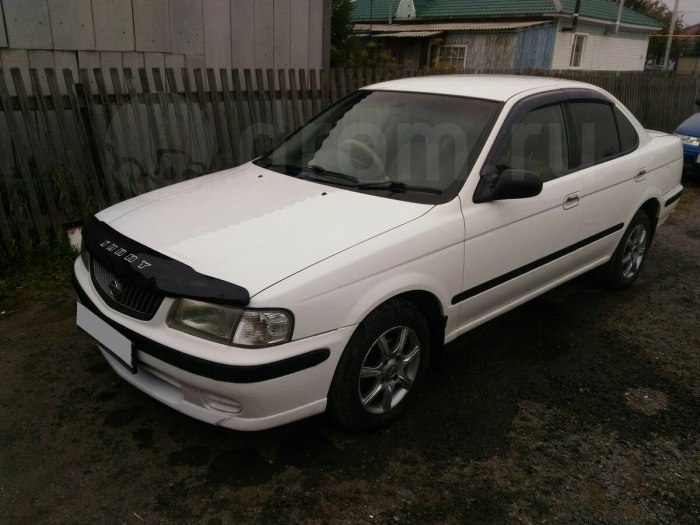 Ниссан Санни 2000 седан