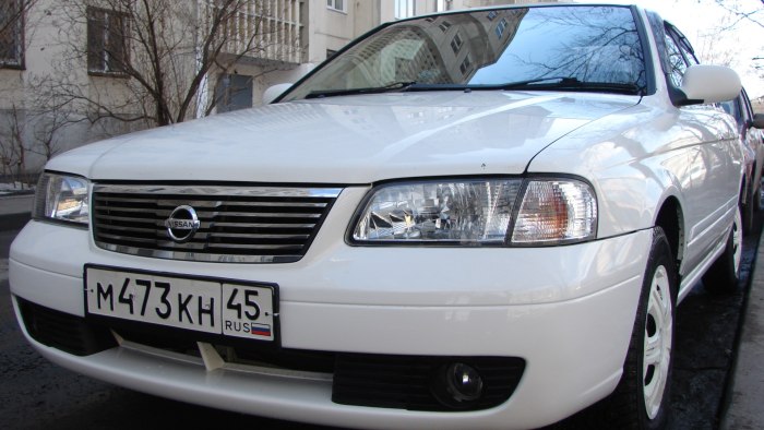 Nissan Sunny fb15