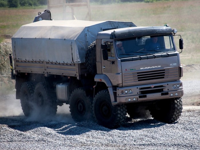КАМАЗ 6560 военный