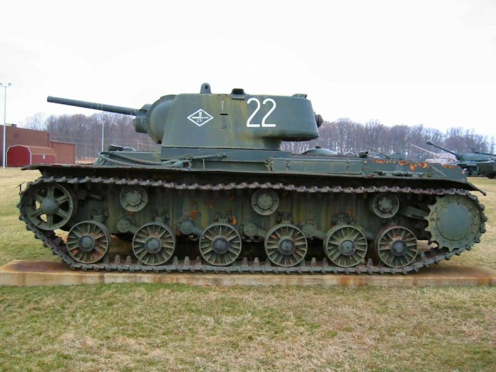 Тяжелый танк кв-1с