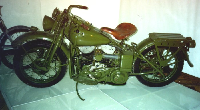 1942 Harley Davidson wla