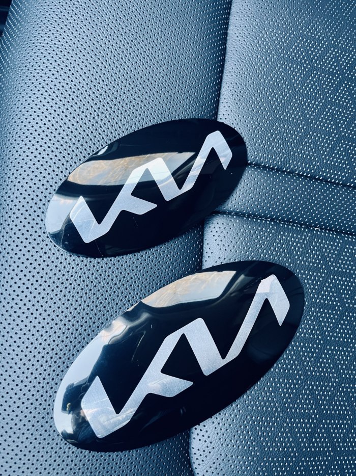 Kia Sorento значок