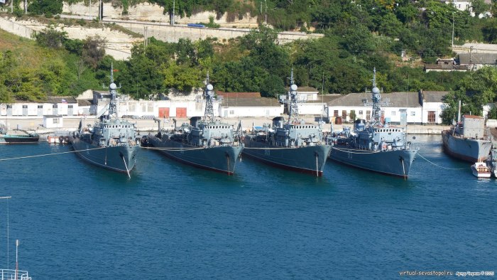 Минная бухта в Севастополе