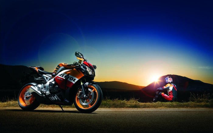 Honda cbr1000rr покатушки ночь