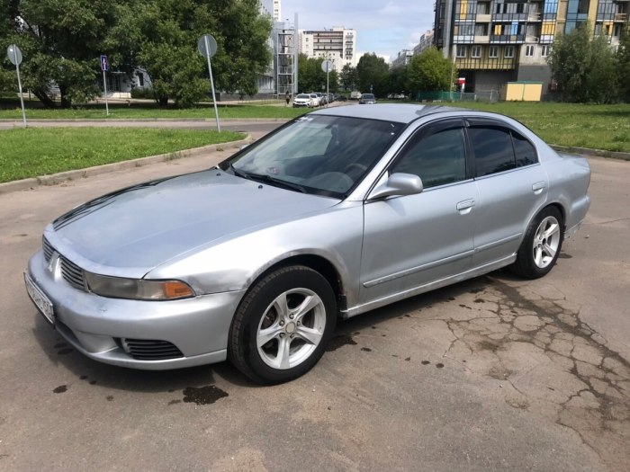 Mitsubishi Galant 2.4 at, 2003,