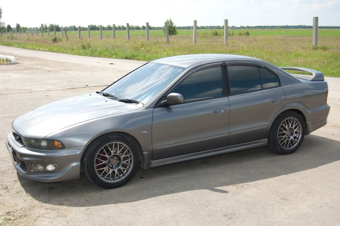 Mitsubishi Galant (8g)