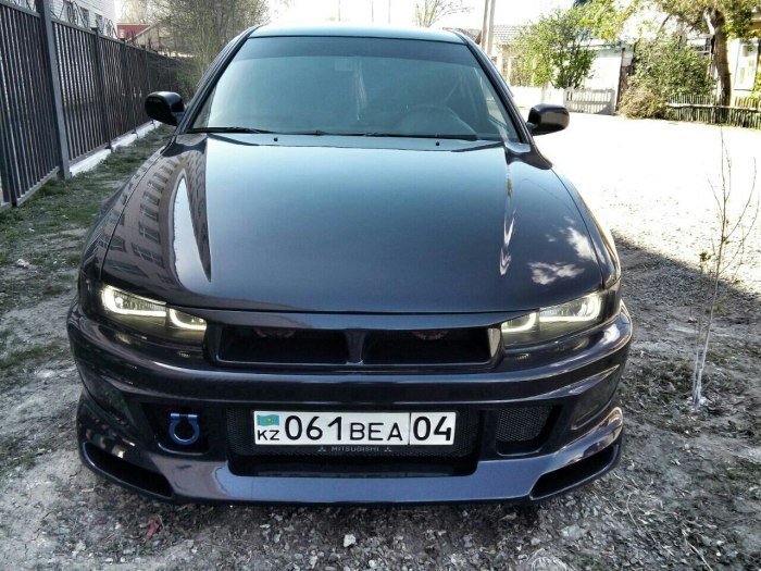 Mitsubishi Galant 8
