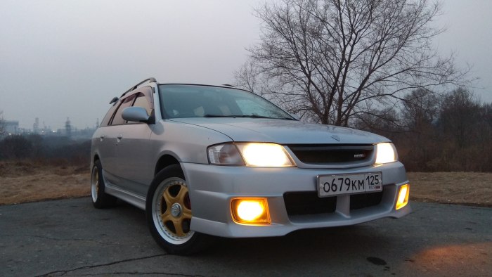 Nissan Wingroad y11 1999