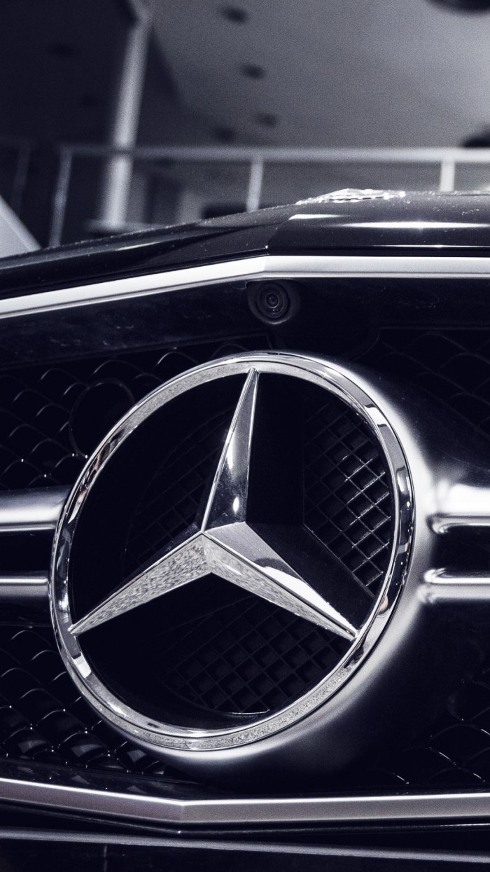 Mercedes-Benz на айфон