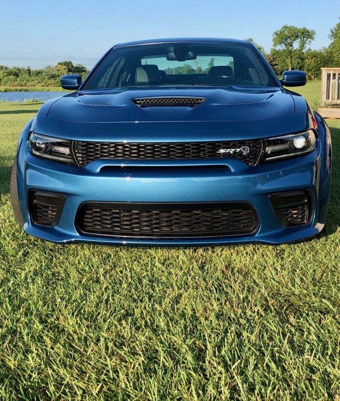 Dodge Charger srt Hellcat