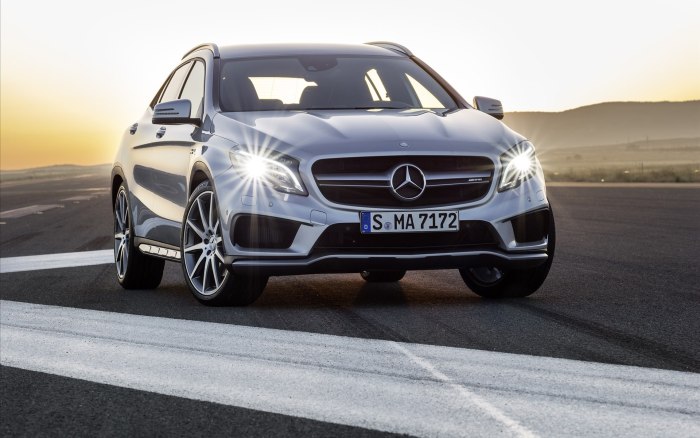 Mercedes-Benz GLA-class 2014