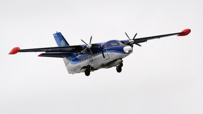 L410 самолет