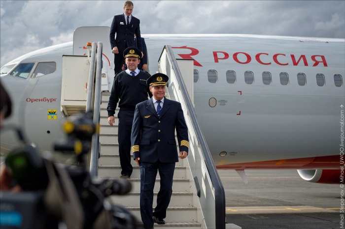 Пилот АК Россия