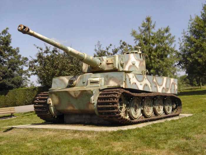 Panzerkampfwage n vi Ausf. H1, «тигр»
