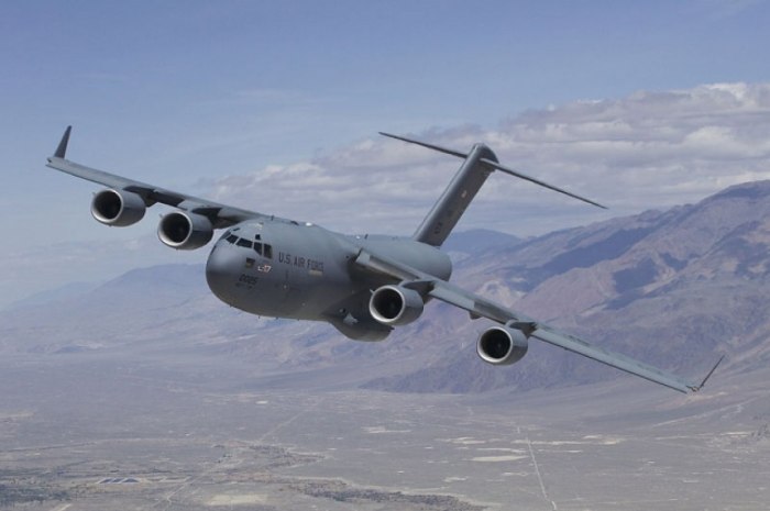 MCDONNELL Douglas c-17 Globemaster III