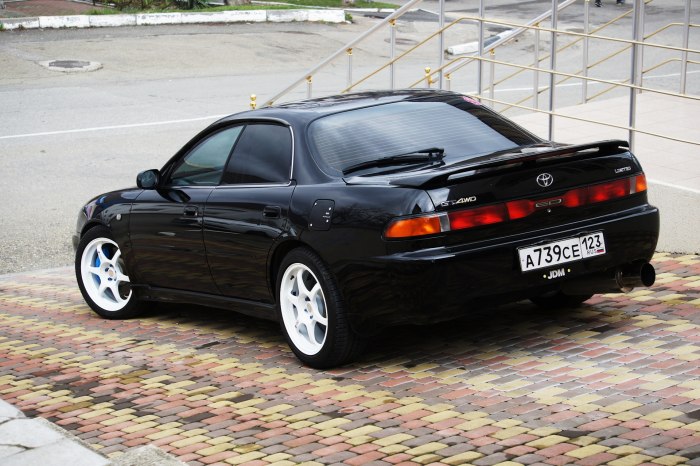 Toyota Карина ed