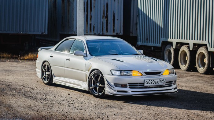 Toyota Carina ed st200