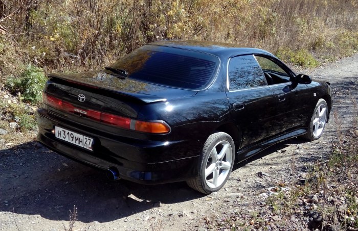 Toyota Carina ed st200