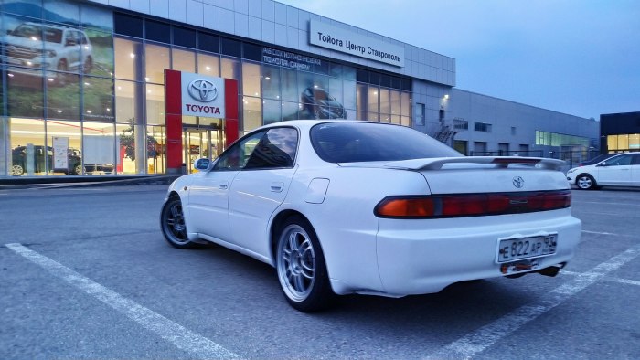 Toyota Carina ed st200