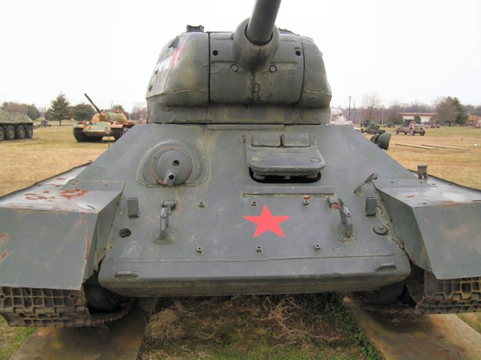 Танк т-34-85