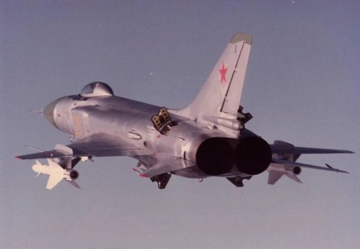 Су-15 перехватчик