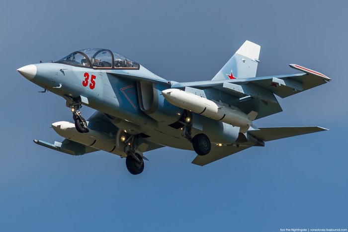 Самолет як 130 ВВС России
