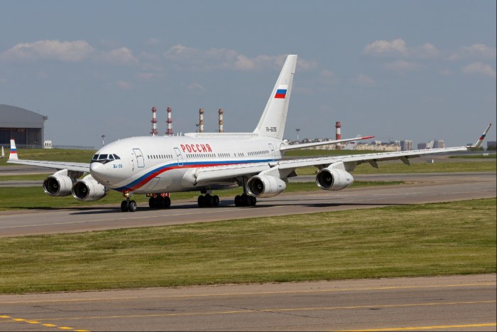 Ил-96-300 96007