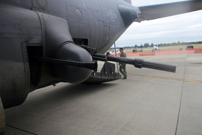 Летающая батарея Lockheed AC-130