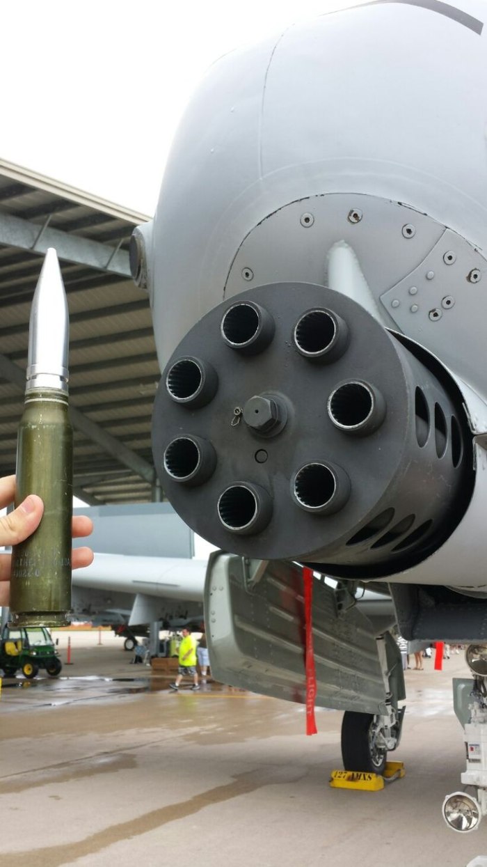A10 Thunderbolt пушка