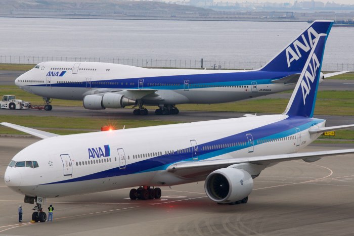 B777 самолет