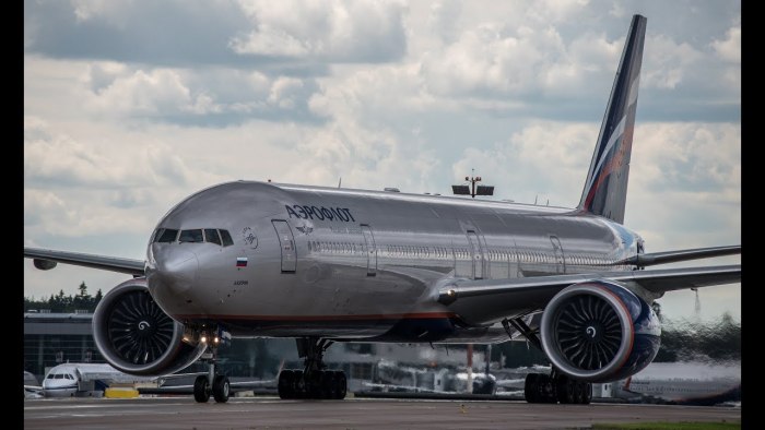 Самолет Аэрофлот Boeing 777-300er