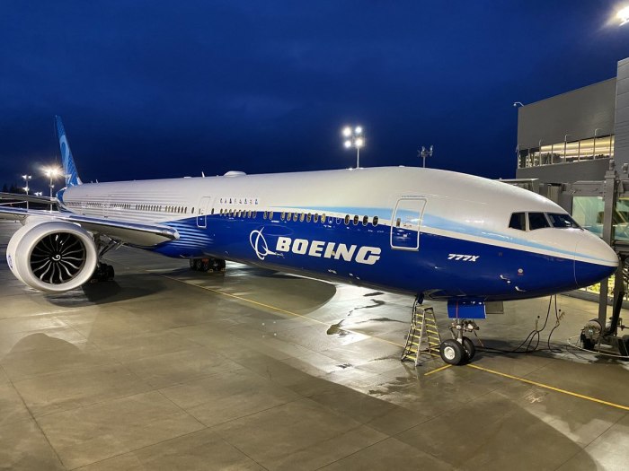 Боинг 777 пассажирский