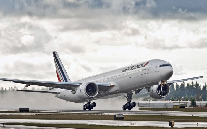 Самолет Boeing 777x