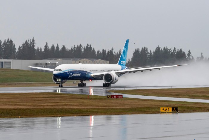 B777 самолет