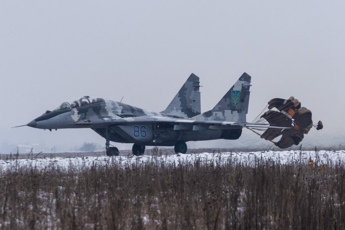 Херсон аэродром до после