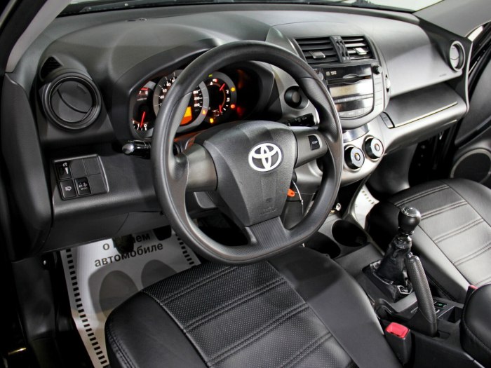 Toyota rav4 2010 салон