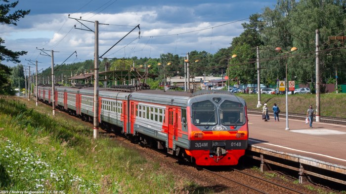Электричка эд4м