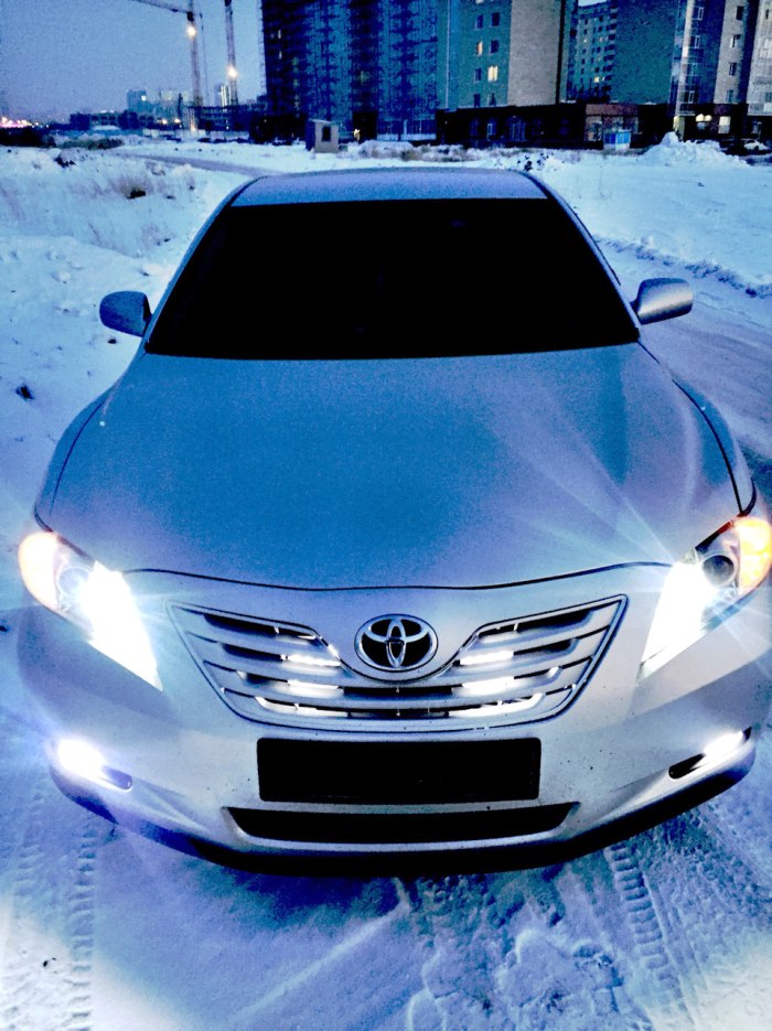 Toyota Camry 40