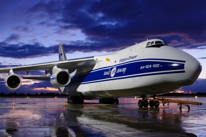 АН-124 самолёт
